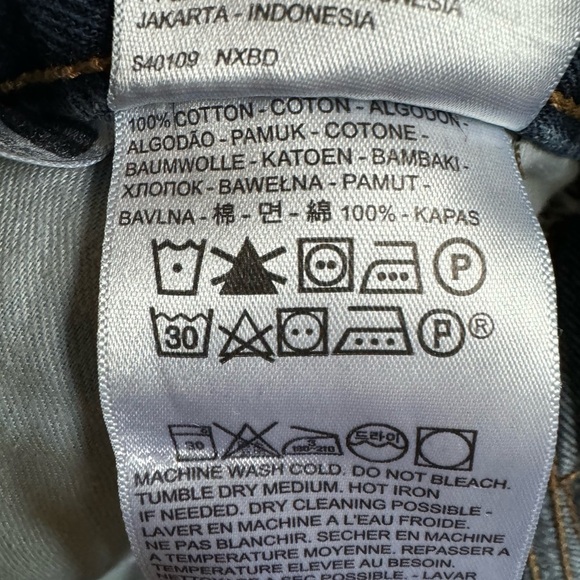 Levi’s 505 Regular Fit Straight Leg 100% Cotton Medium Wash Jeans. 34” by 34” - Picture 4 of 7